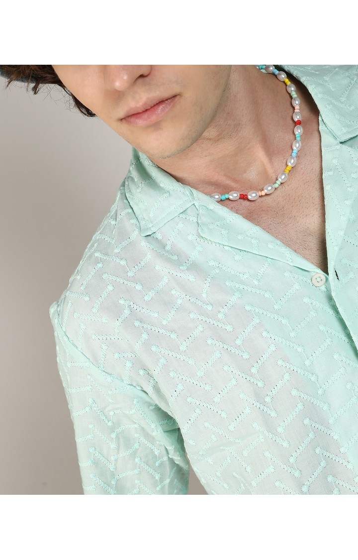 Men's Green Solid Casual Shirts