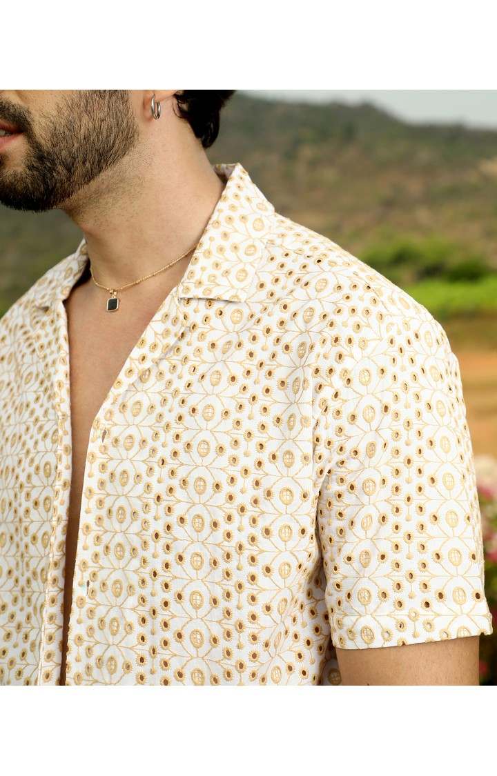 Men's White Embroidered Casual Shirts