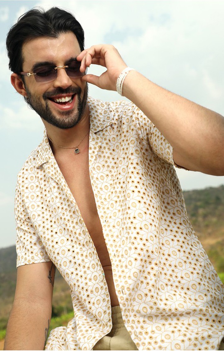 Men's White Embroidered Casual Shirts