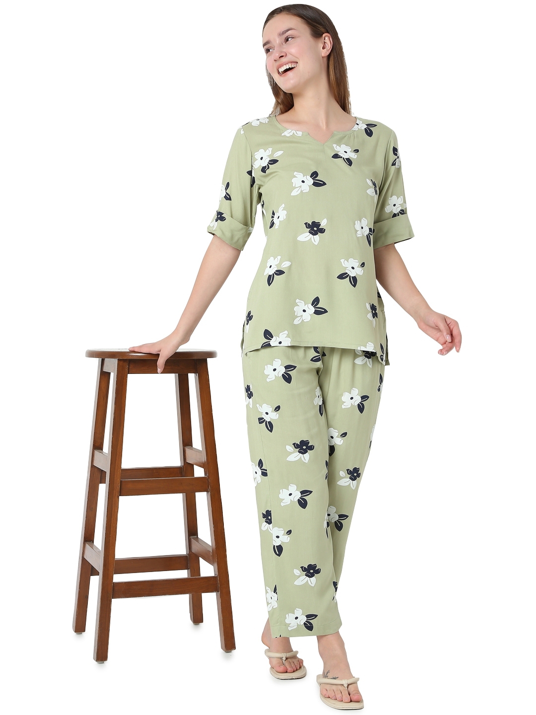 Smarty Pants | Smarty Pants women's cotton olive floral print night suit.  5