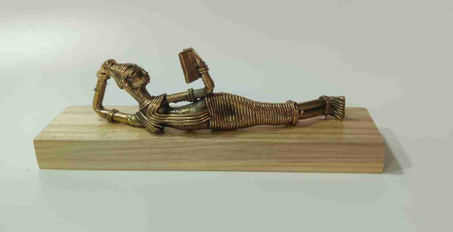 Dokra Art Lady 8"