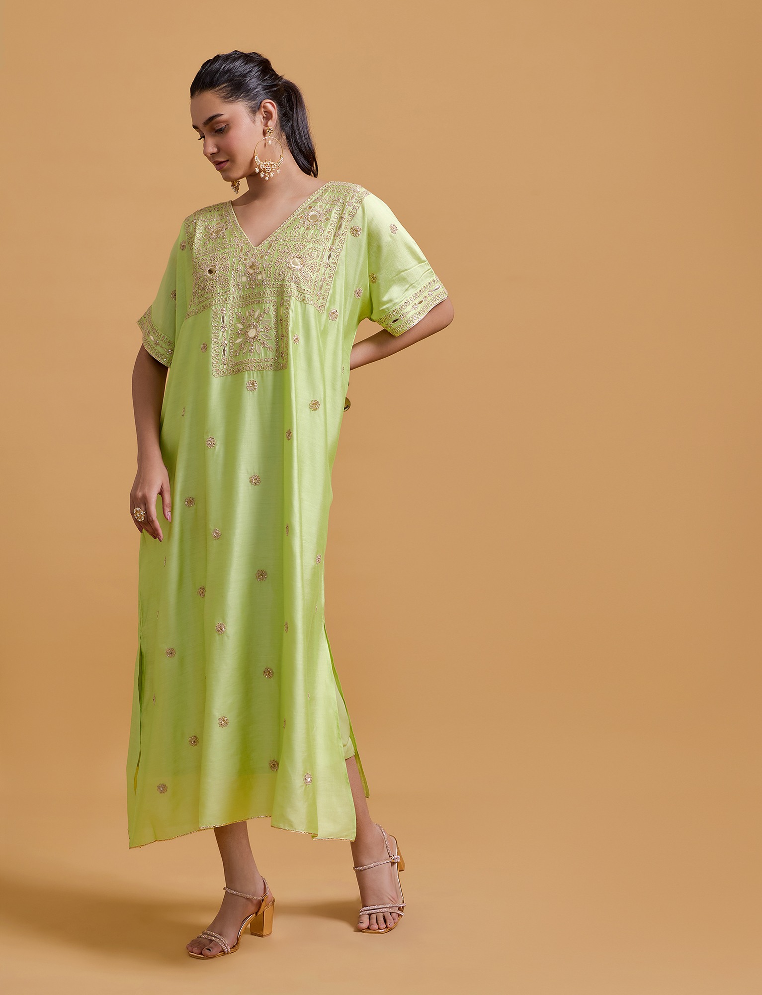 Zeenat Pista Kaftan