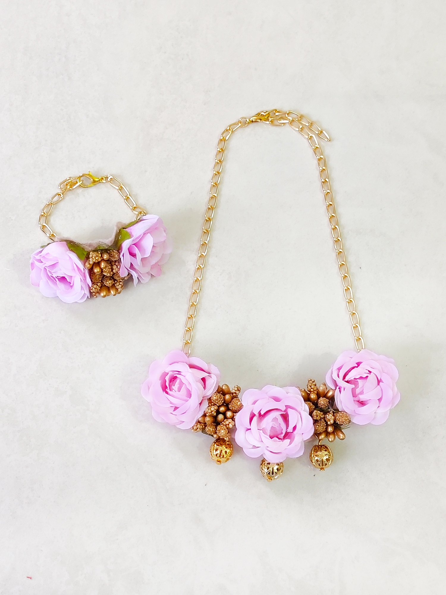 Light Pink Floral Necklace & Bracelet Set