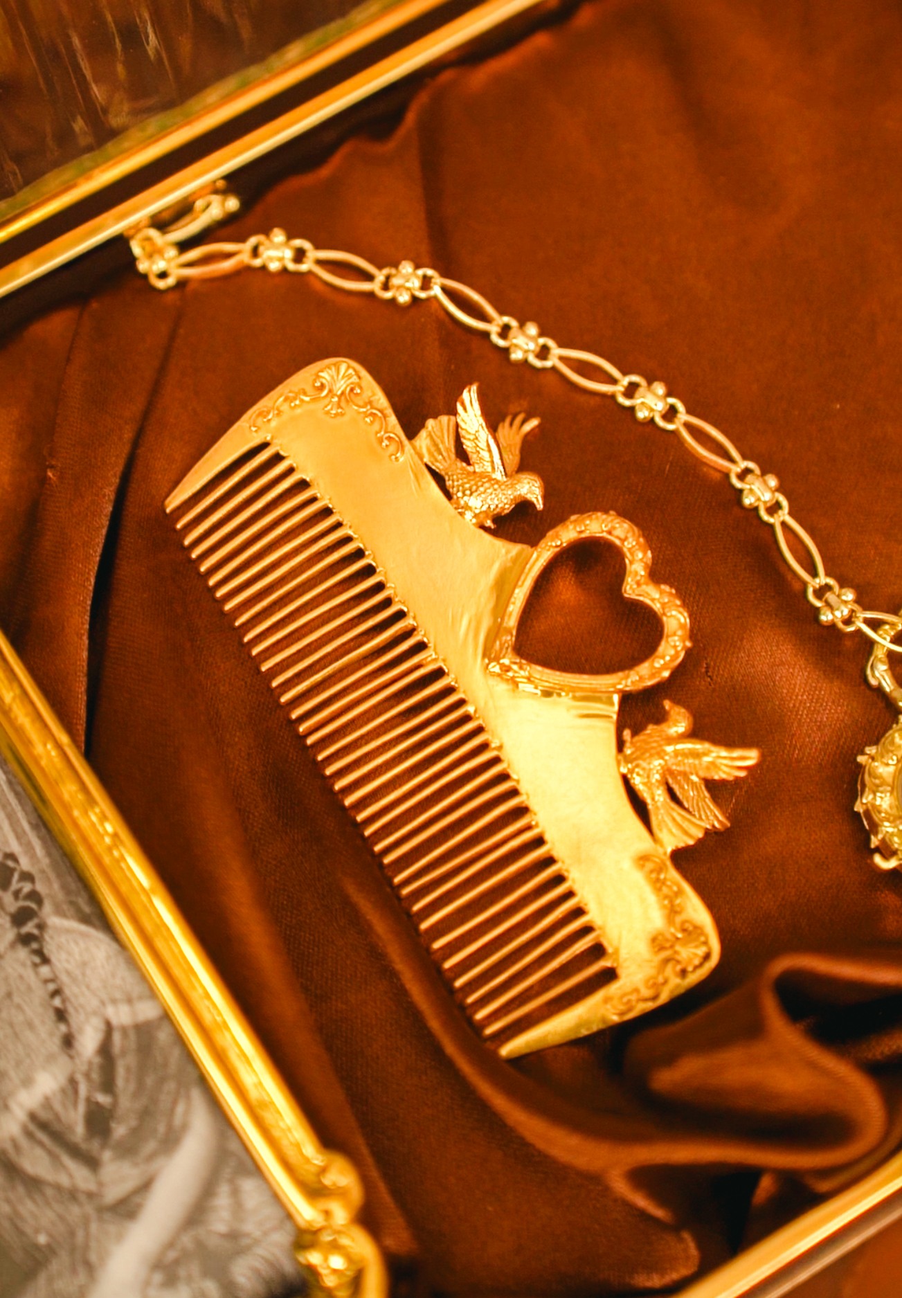 Udatee chidiya Bridal comb