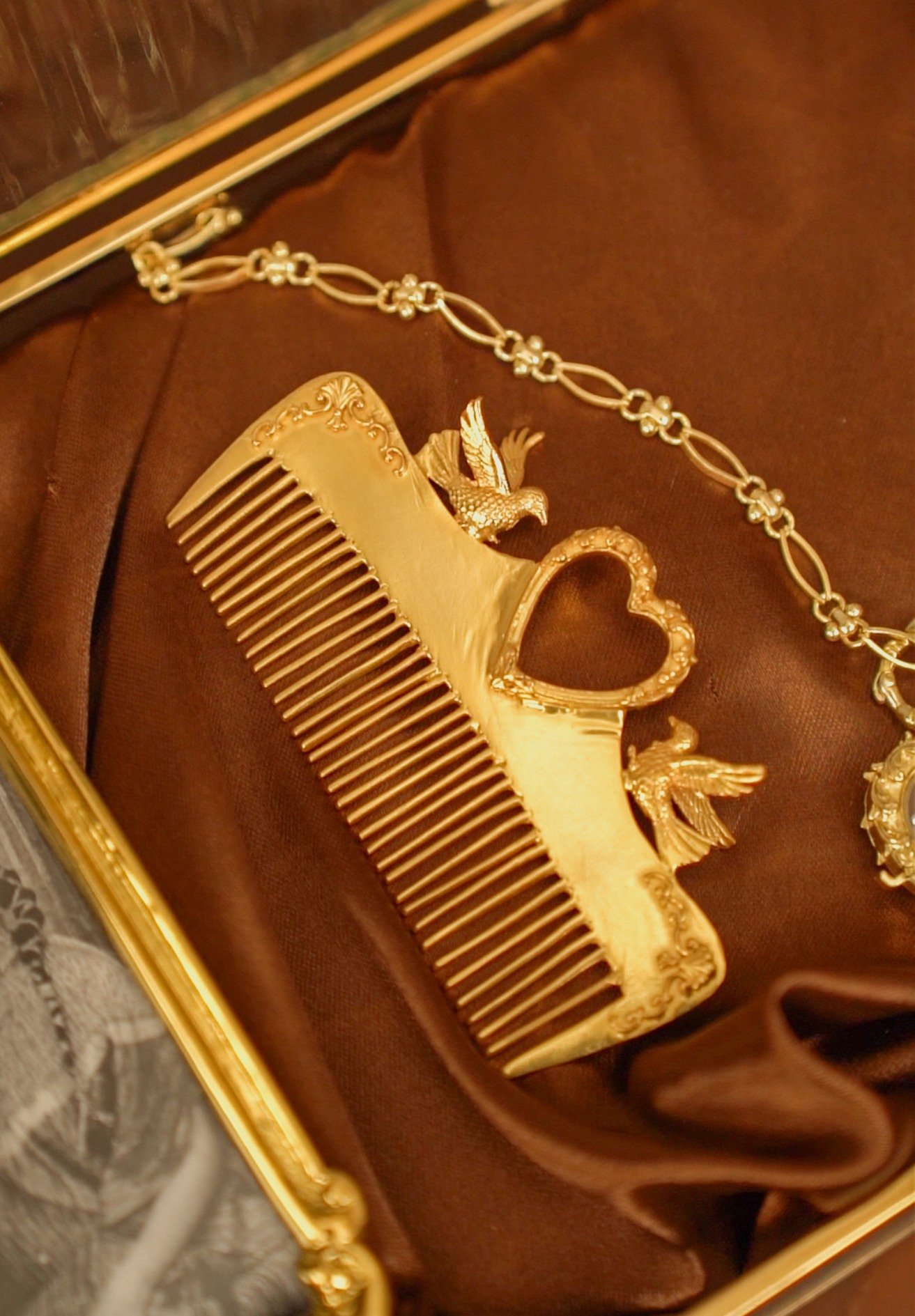 Udatee chidiya Bridal comb