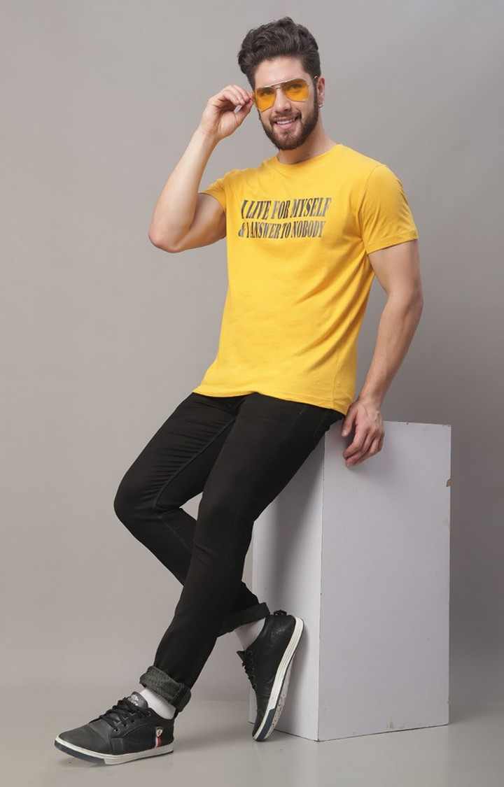 Men's  Printed Yellow Regular Tshirt