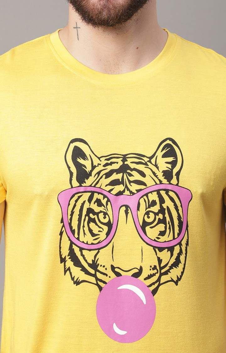 Men's  Printed Yellow Regular Tshirt