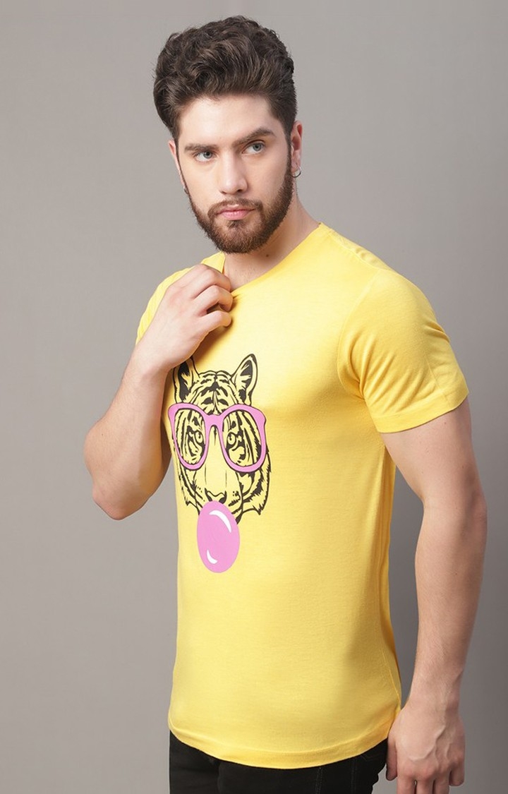 Men's  Printed Yellow Regular Tshirt