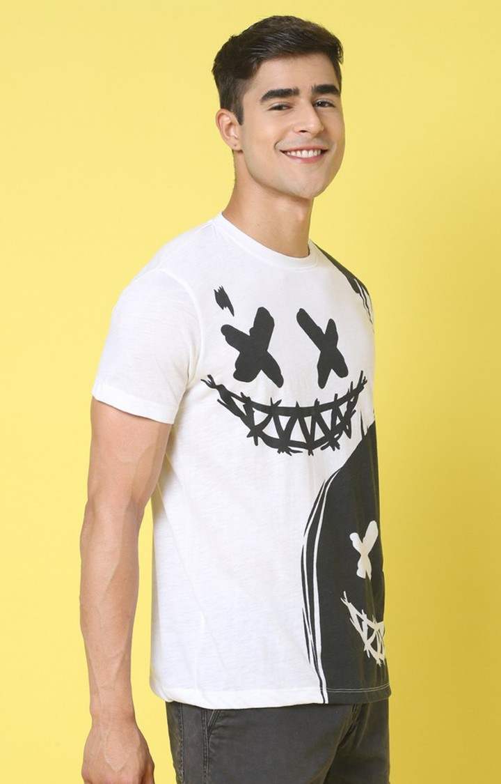 Men's  Printed White Regular Tshirt