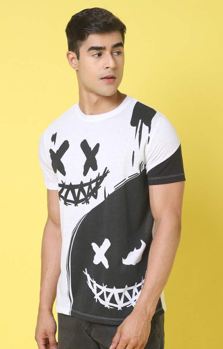 Men's  Printed White Regular Tshirt