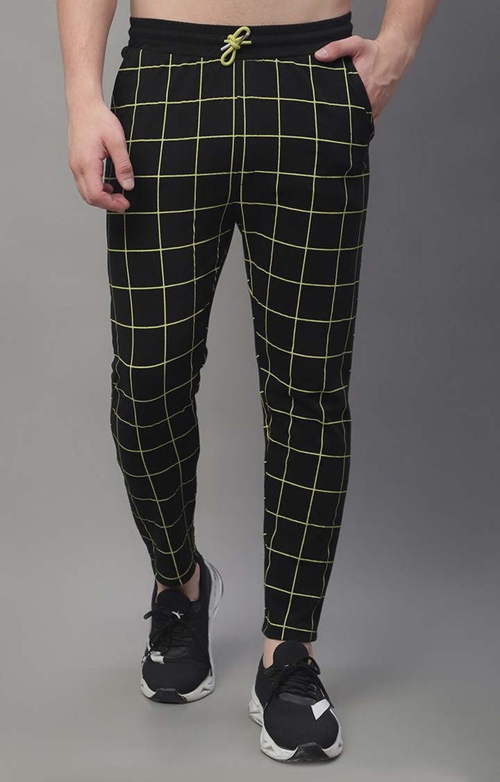 Men's Black Checked Cropped Tapperd Comfortable Joggers