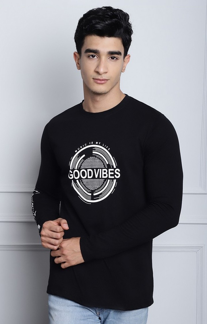 Men's  Printed Black Color Regular Fit Long Sleeves Tshirt