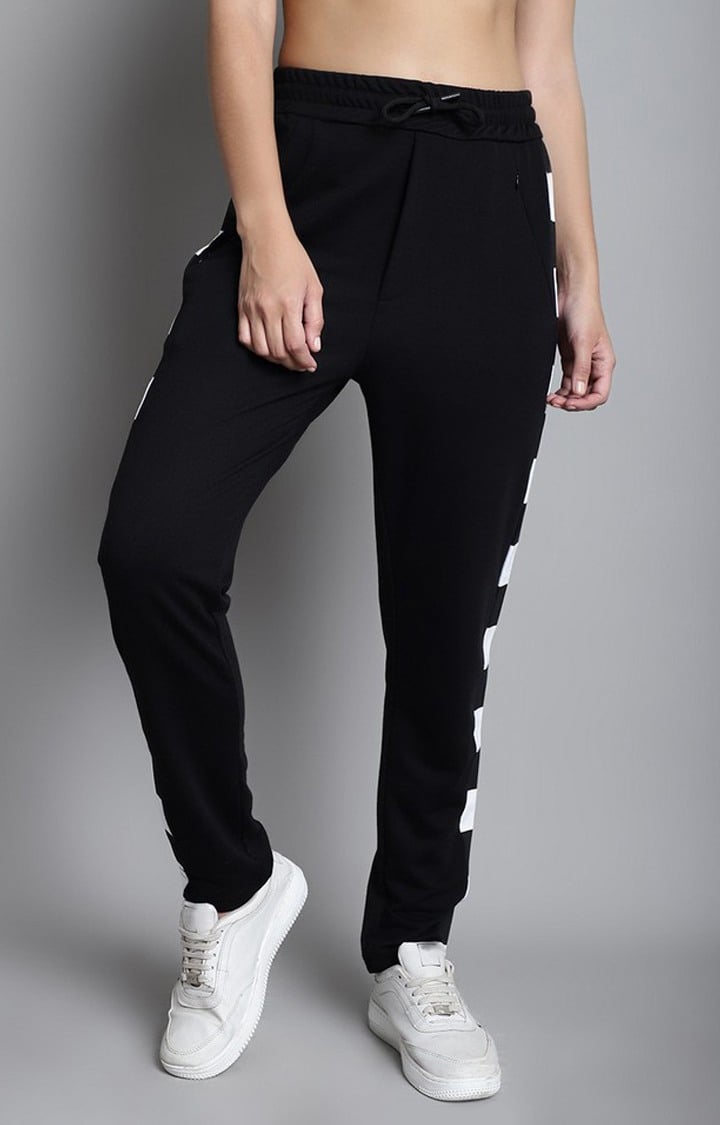 DOOR74 | Women's  Regular Side Stripe Print Jogger With Pocket