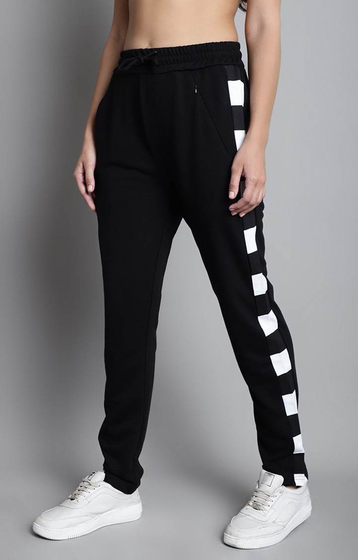 Women's  Regular Side Stripe Print Jogger With Pocket