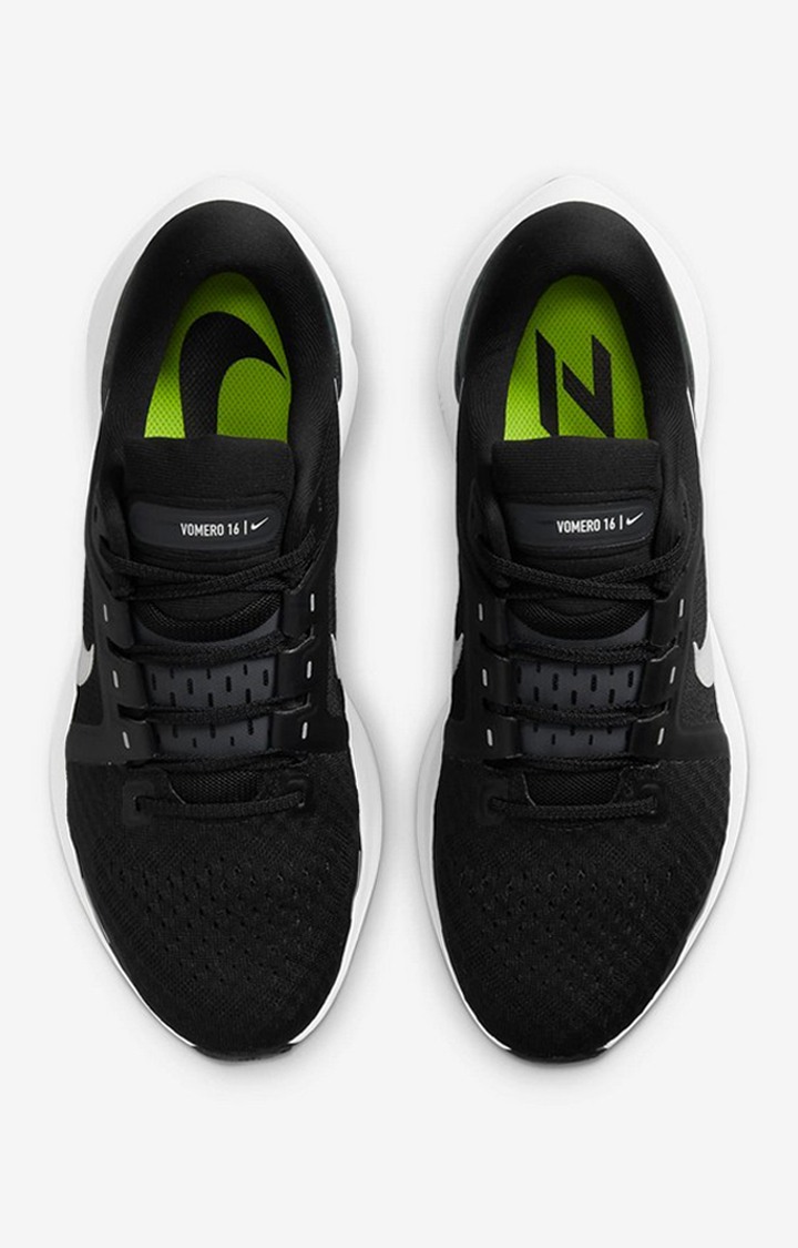 Nike black clearance mesh sneakers
