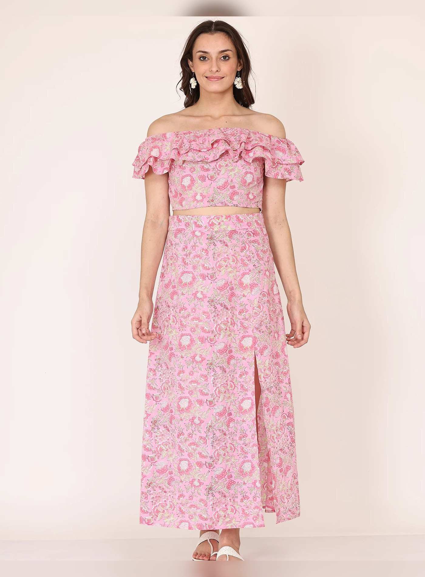 Alice18 Women's Petunia Ruffled Off-Shoulder Cape Sleeve Co-Ord Set