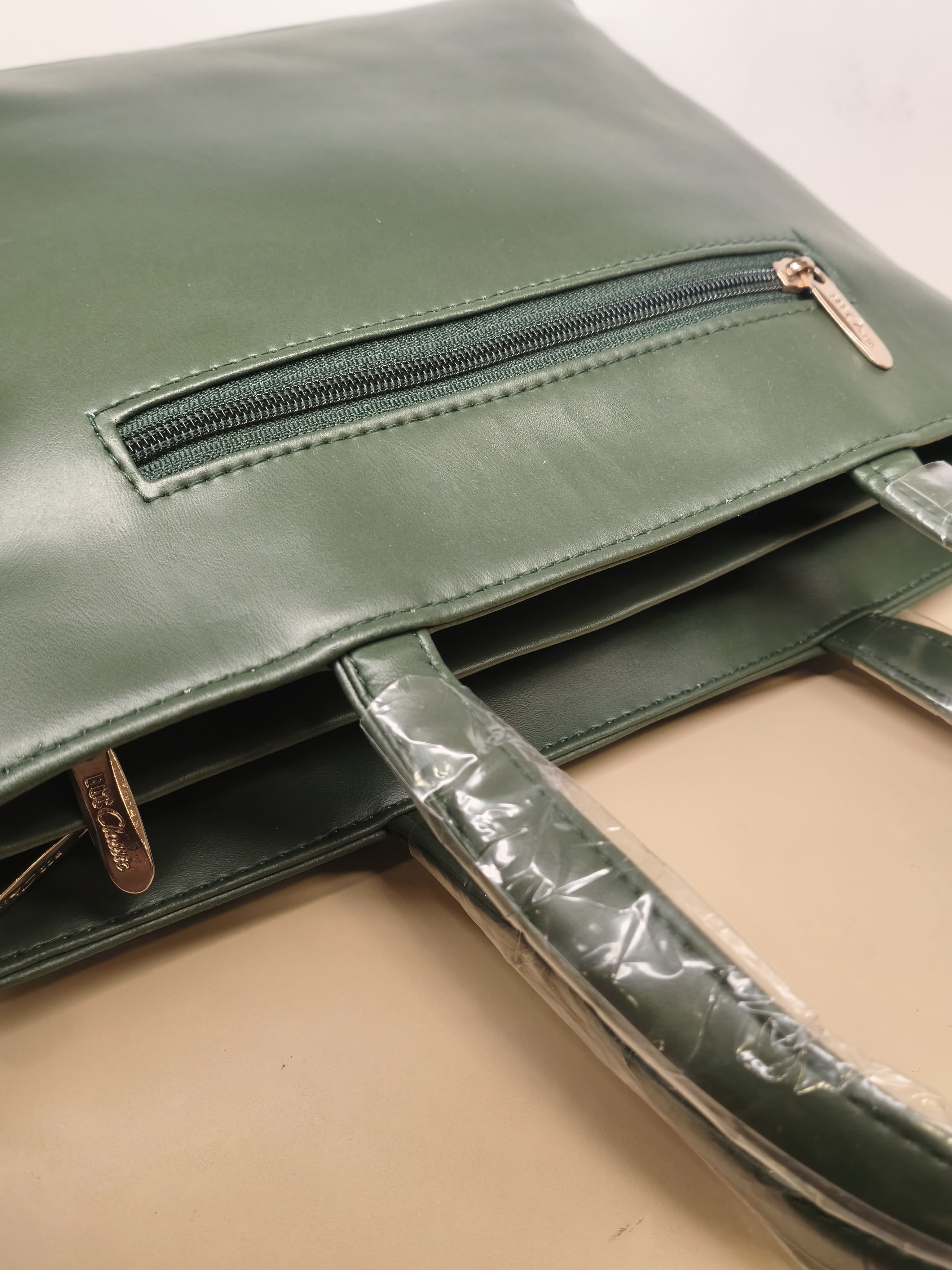 Bengal Classic Co Women's Dark Green Synthetic Tote Handbag
