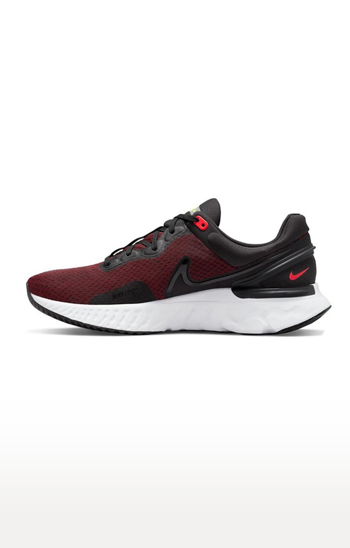 Maroon nike shop running shoes