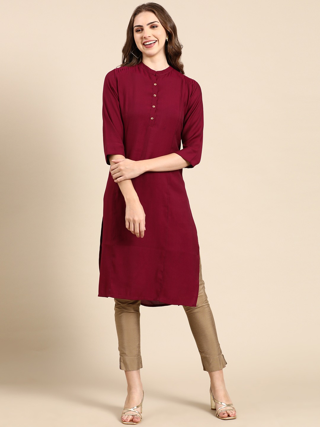 Showoff | SHOWOFF Women's Mandarin Collar Solid Purple Straight Kurta 1