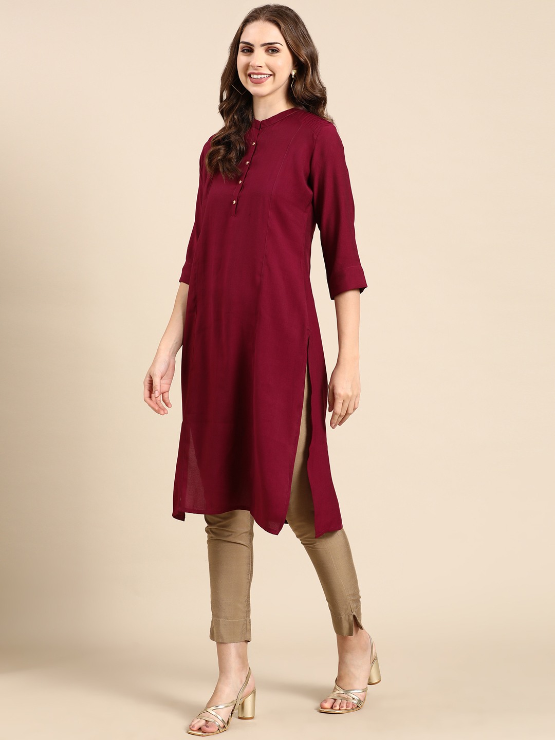 Showoff | SHOWOFF Women's Mandarin Collar Solid Purple Straight Kurta 4