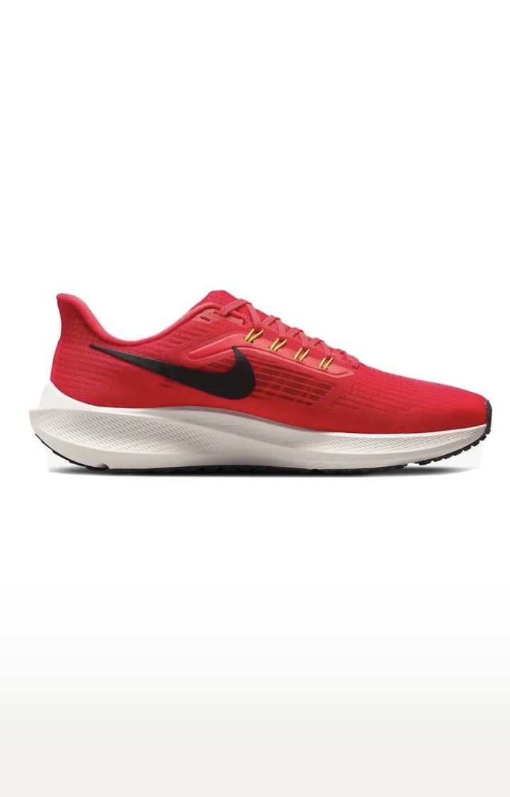 Nike downshifter red top
