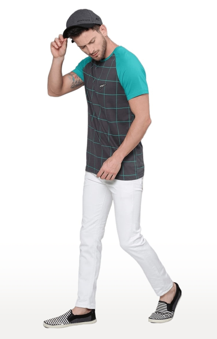 Dillinger | Men's Grey and Green Cotton Checkered Regular T-Shirt 1