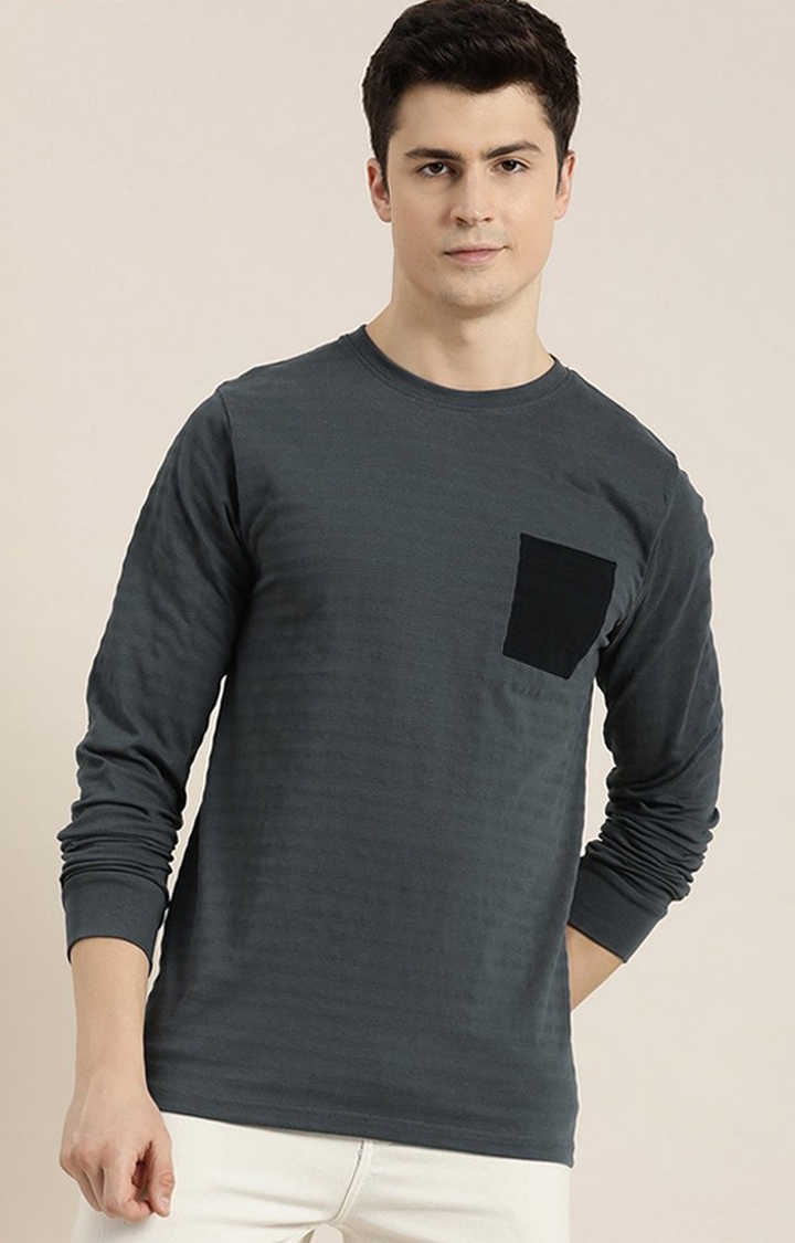 Men's Dark Grey Solid Regular T-Shirt