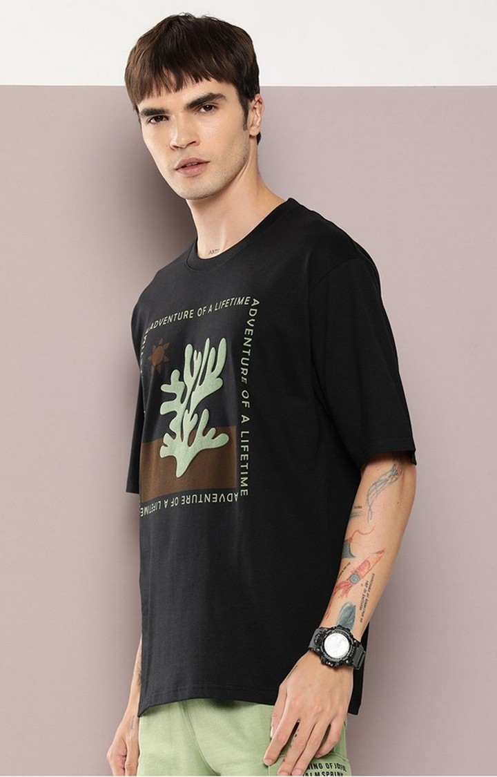 Men's  Black Graphic Oversized T-shirt