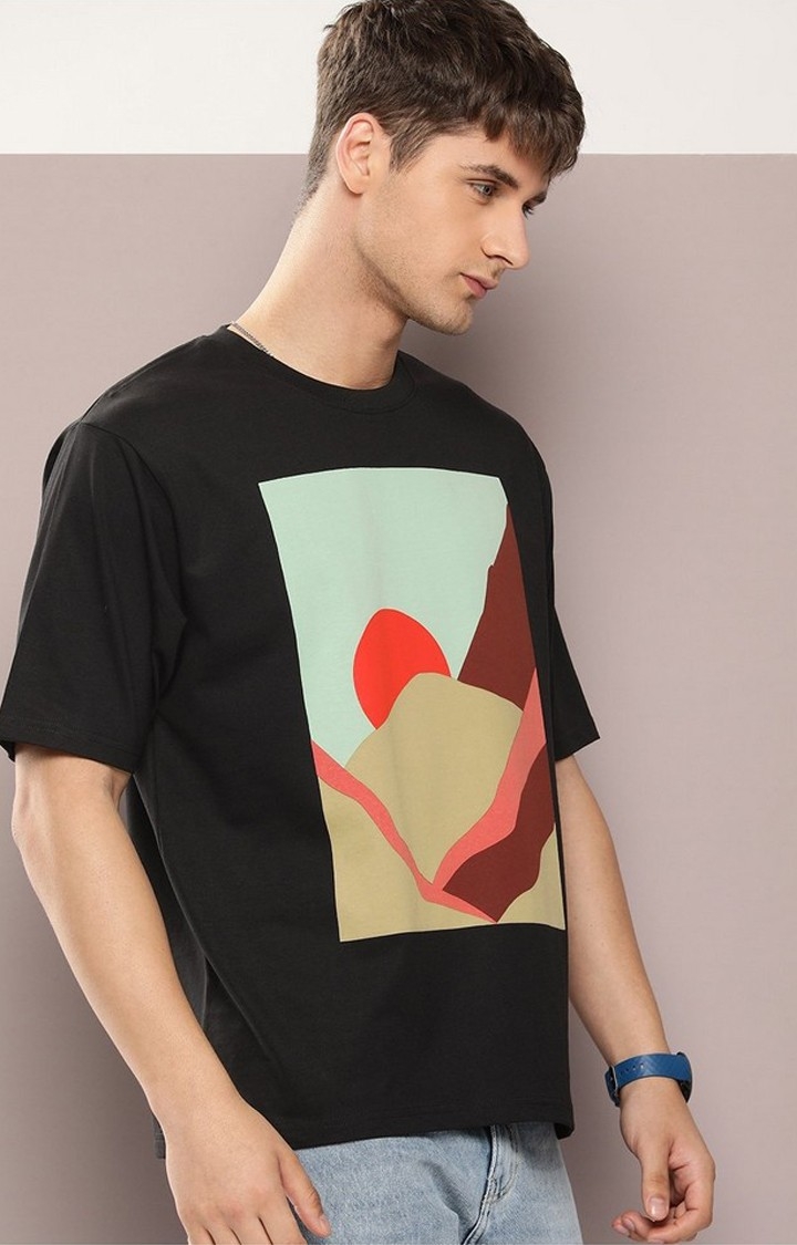 Men's  Black Graphic Boxy T-shirt