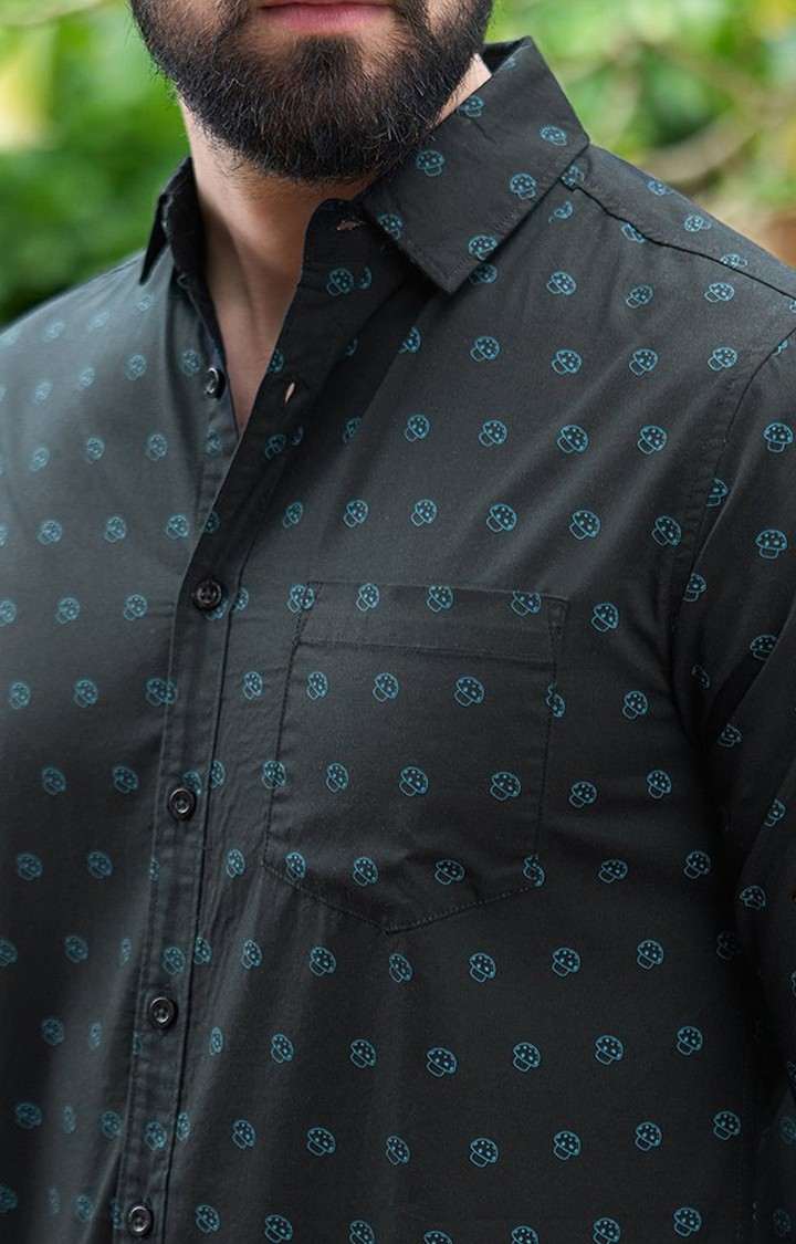 Men's Black Cotton Graphic Printed Casual Shirt