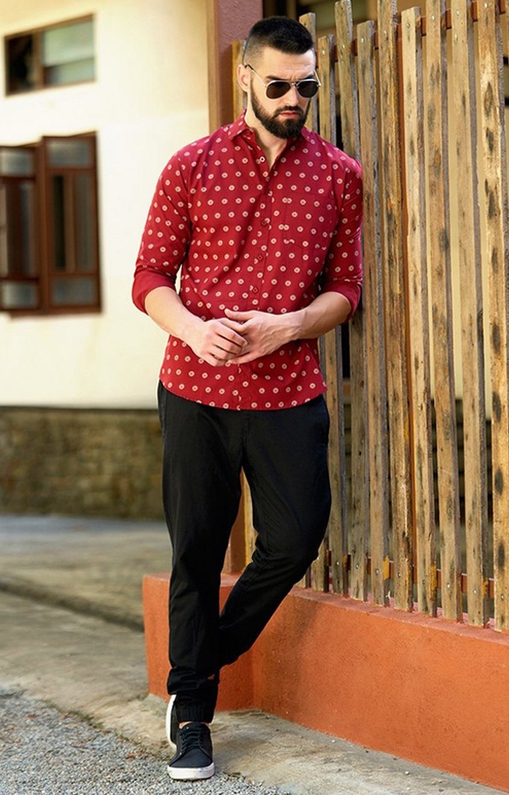 Men's Maroon Cotton Graphic Printed Casual Shirt