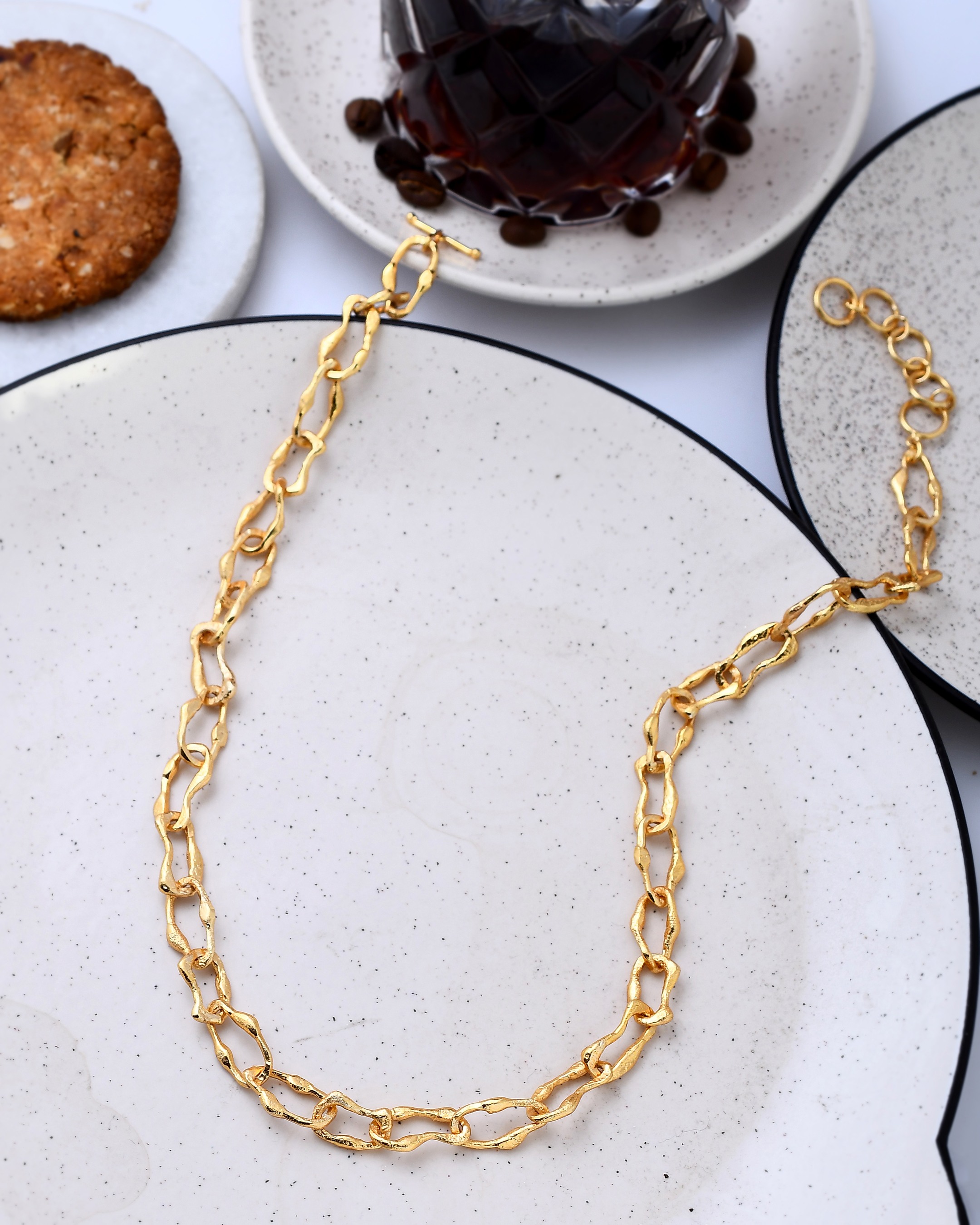 Dawn necklace mid