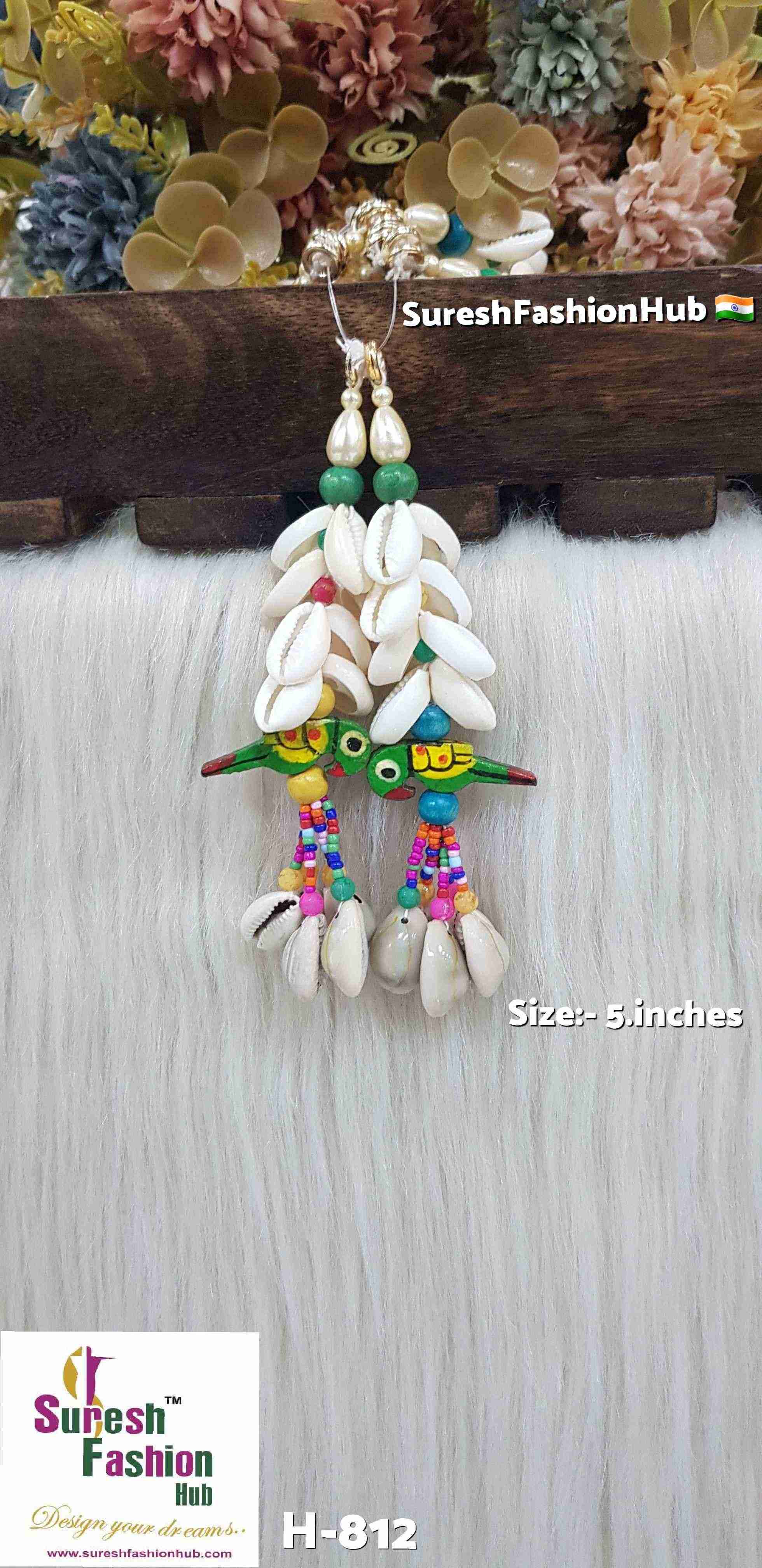 Multicolor Parrot and Shell Tassel