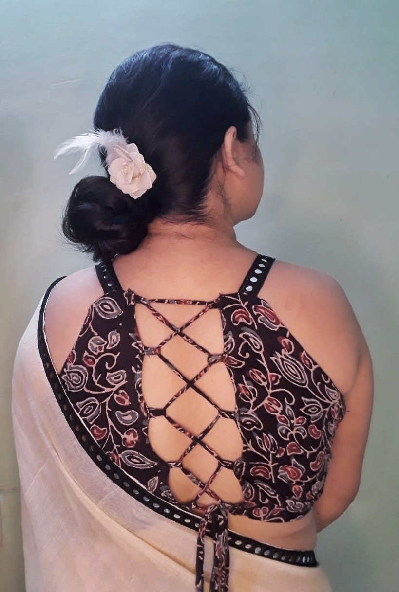 Dori Calcutta | Saanjh Sweetheart neck backless blouse|2