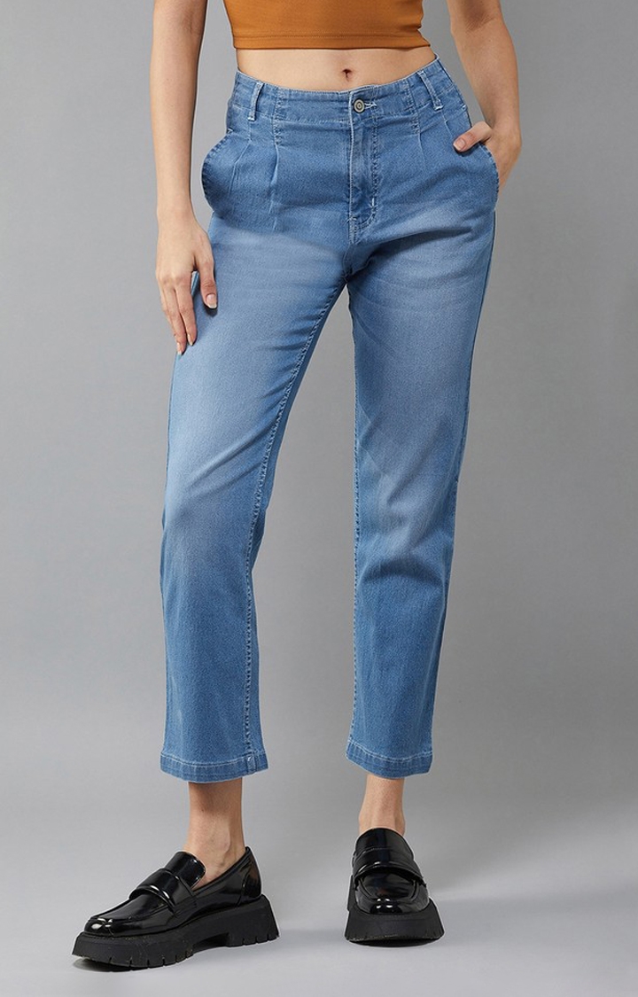 Women's Mid Blue Straight High Rise Clean Look Regular Stretchable Denim Jeans