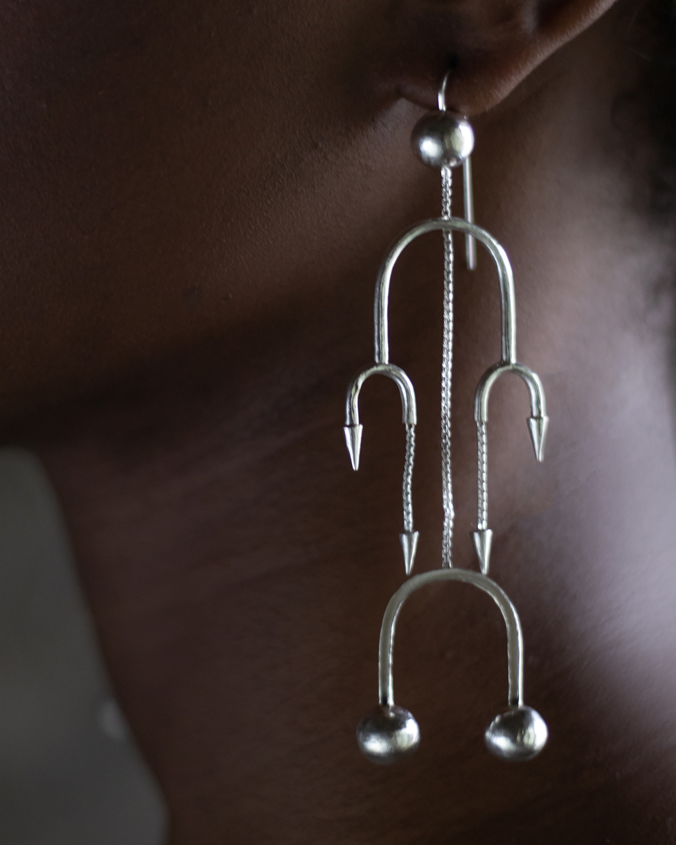 Deco Silver Dancing Earring