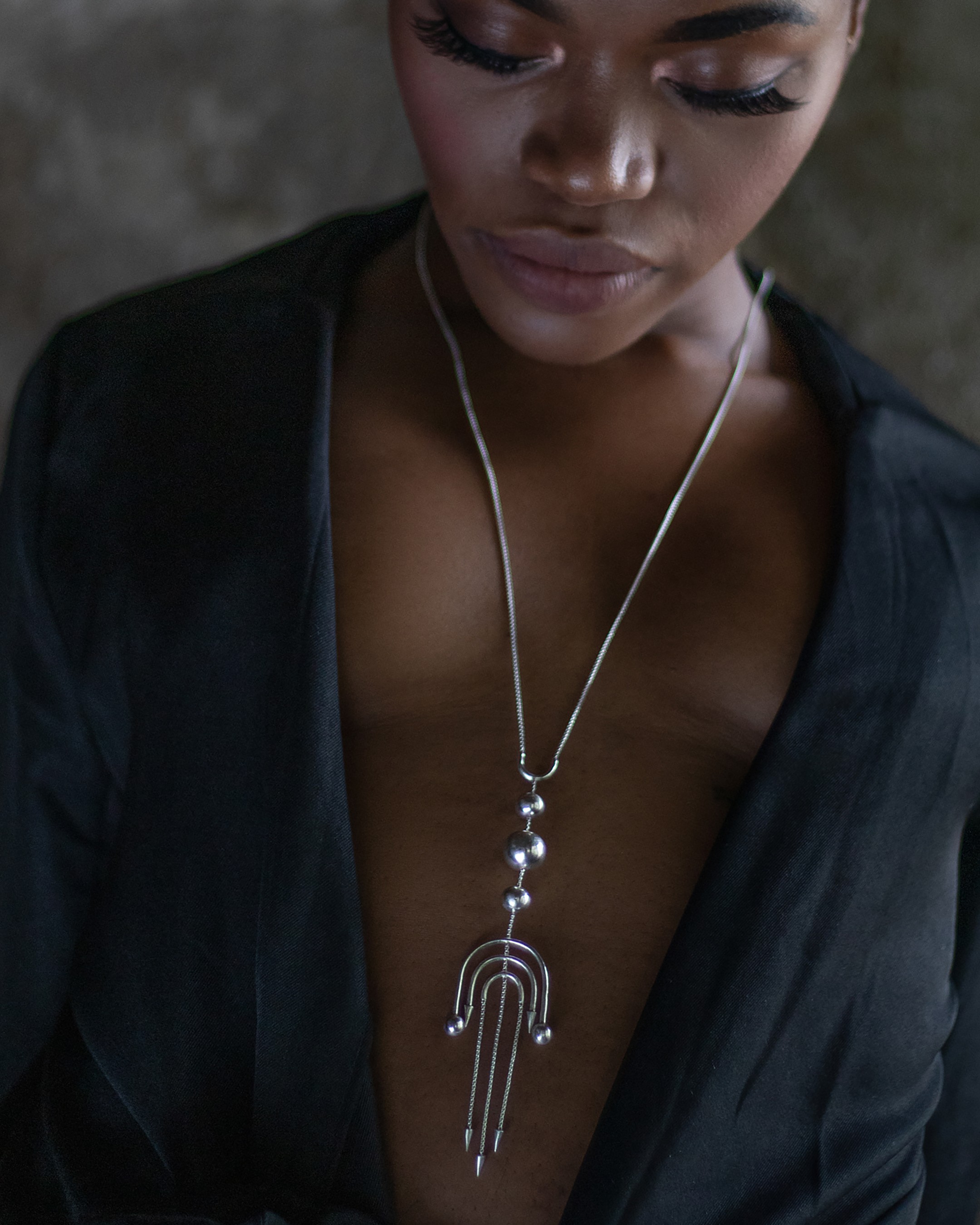 Deco Silver Flapper Lariat