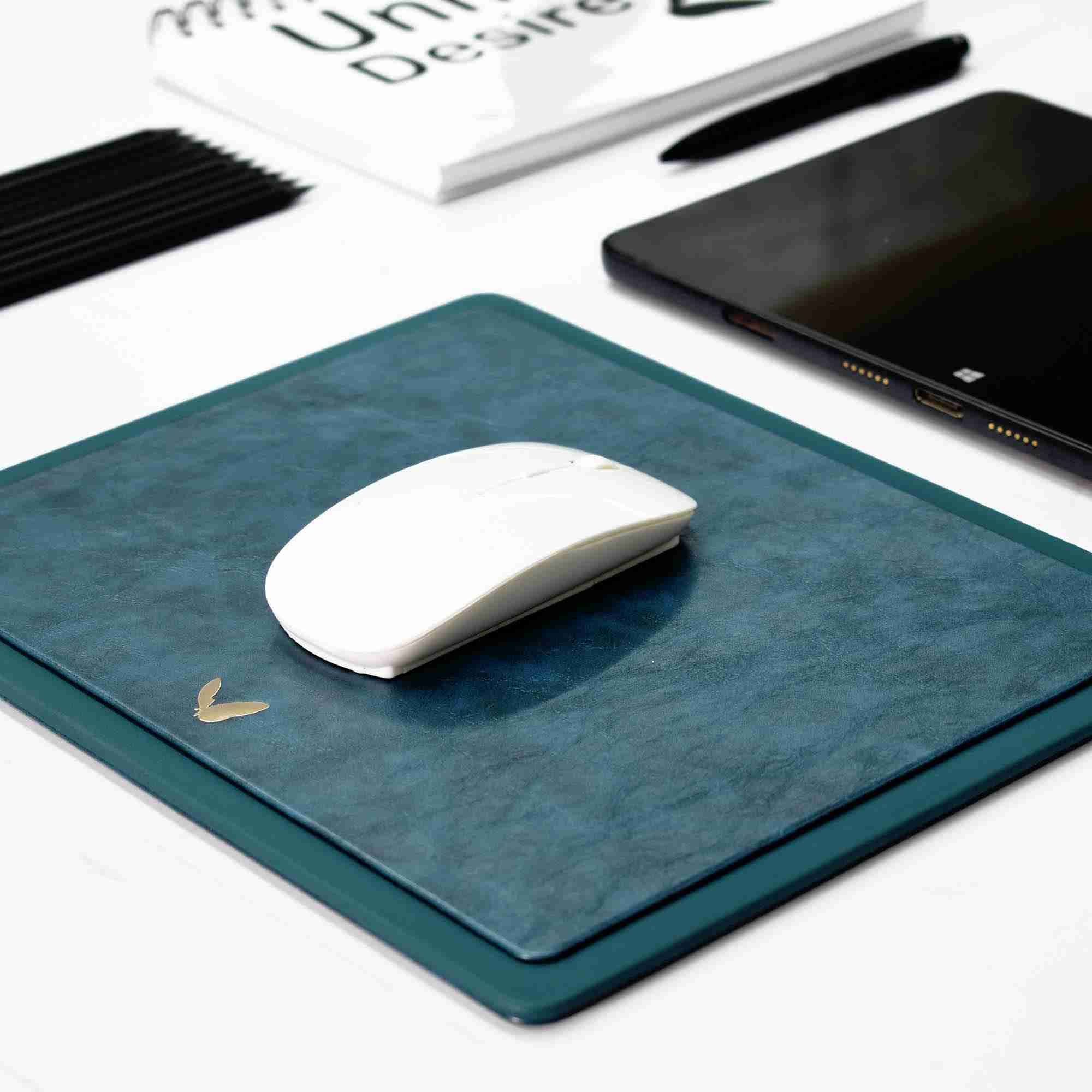 Rectangular Mouse Pad in Faux Leather | Rigid | 11×9 Inches | Moderno | Blue