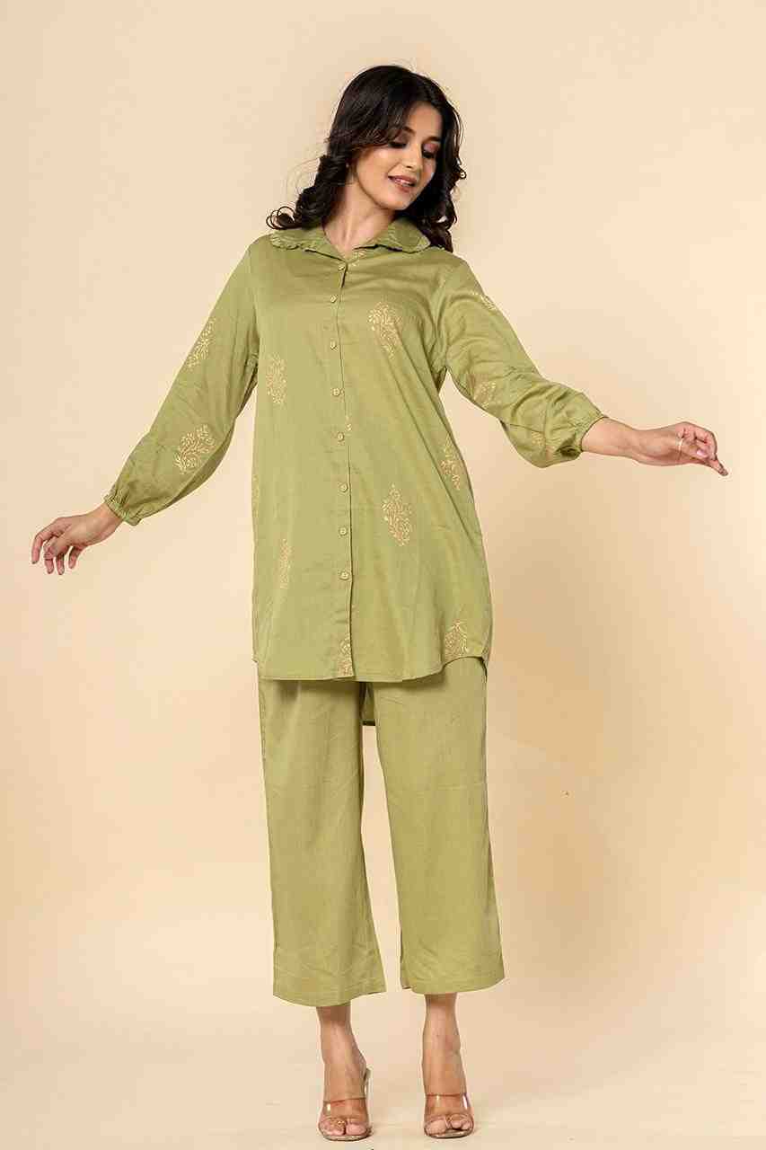 Naksh Green Cotton Satin Co-ordinated Set With Gold Print (Set of 2)