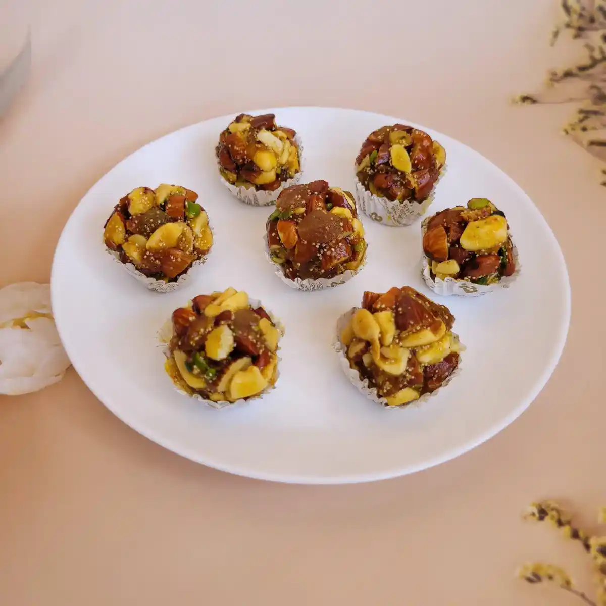 Roasted Dry Fruit Louj (Delicious Kart Special)