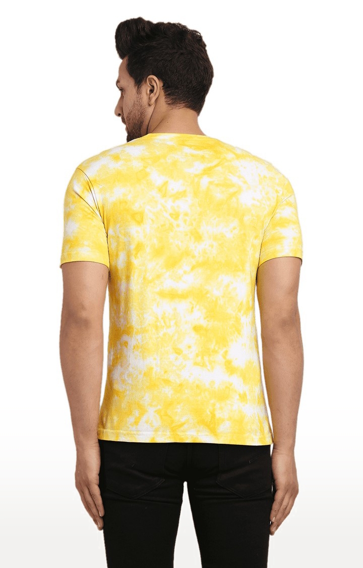 Men Yellow and White Cotton Relaxed Fit  Regular T-shirt