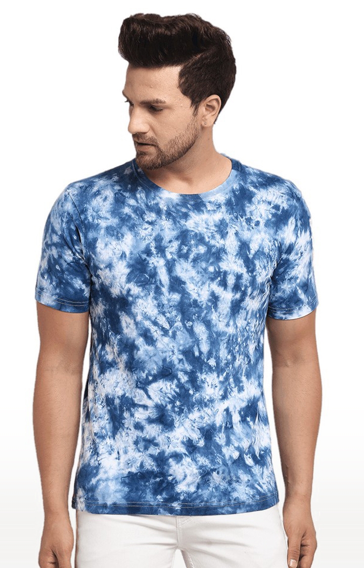 Men Blue and White Cotton Relaxed Fit  Regular T-shirt