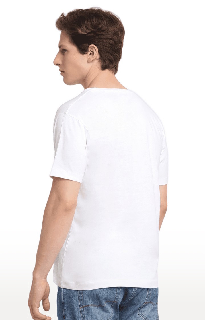 Men White Cotton Relaxed Fit  Regular T-shirt