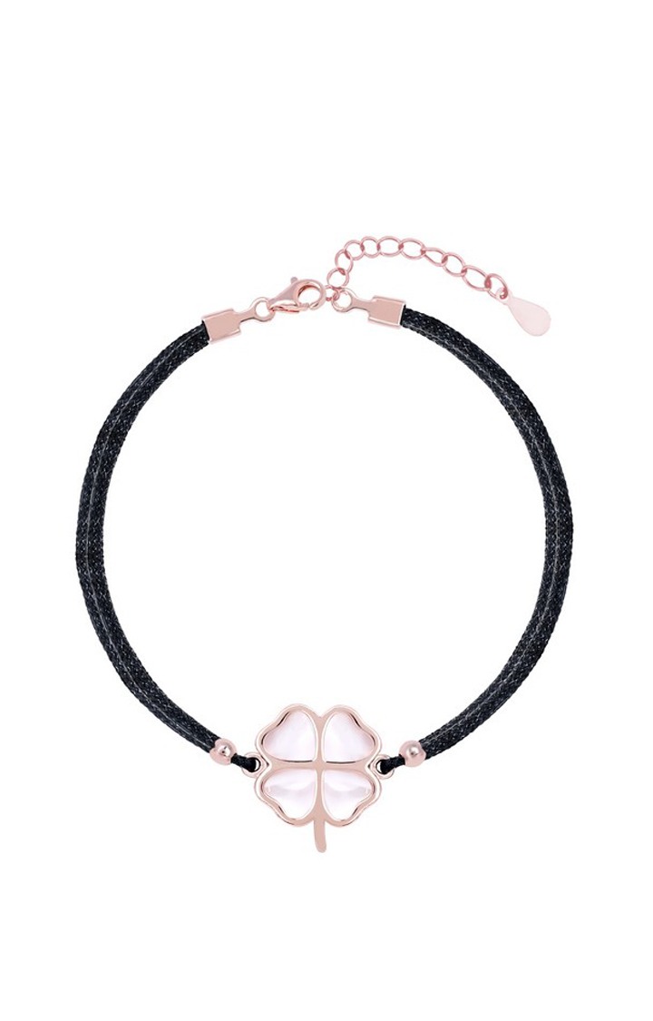 Heart-Shaped Petal Bracelet in Rose Gold color