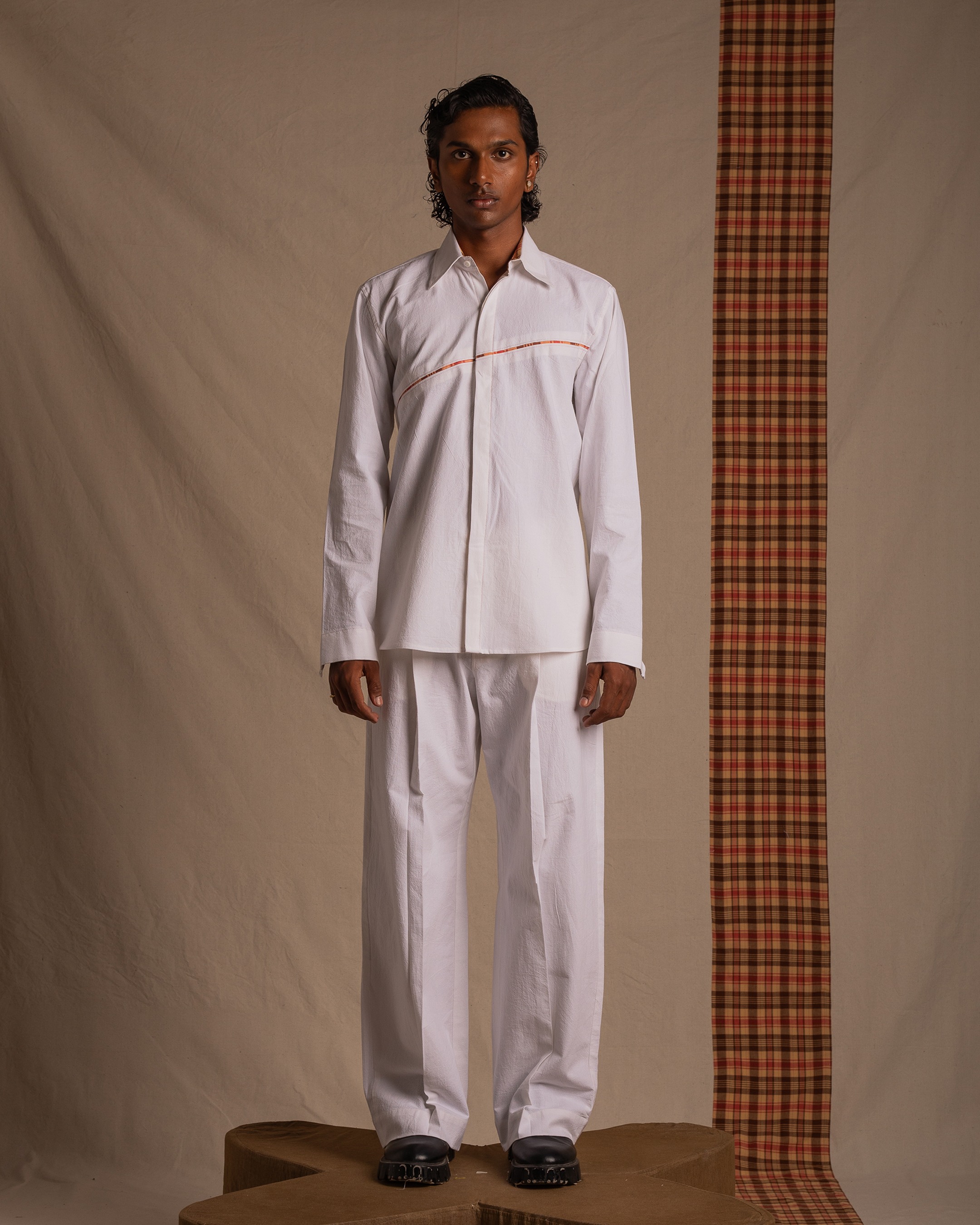 Korvai Connect White