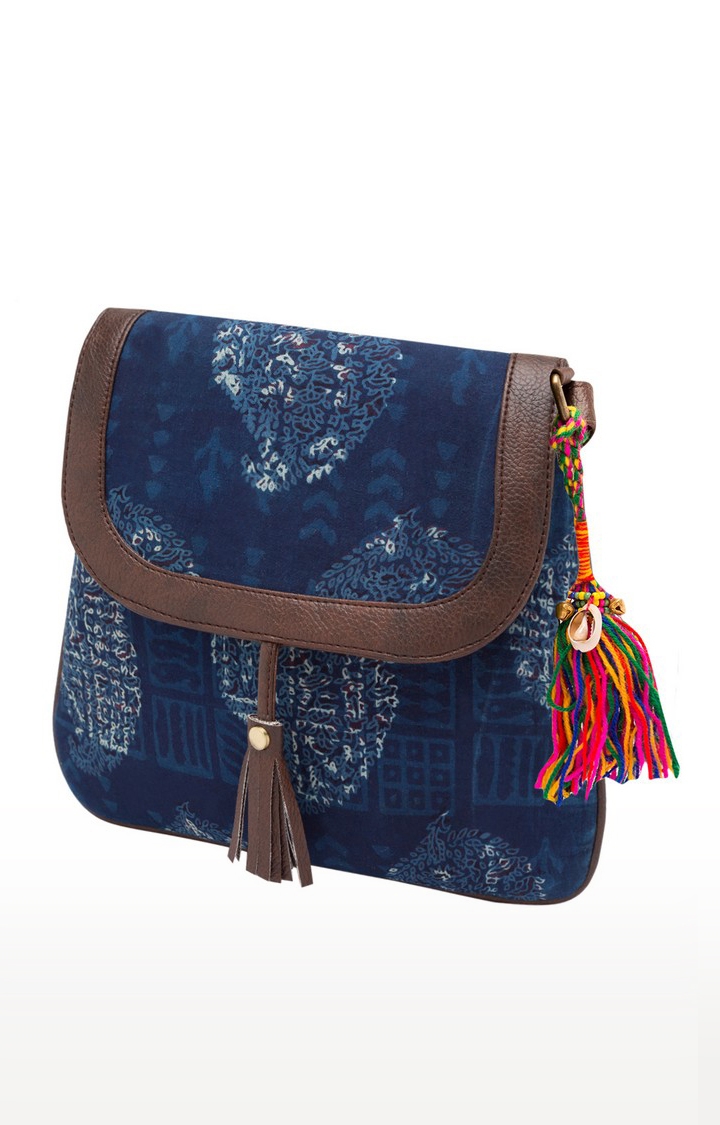 Vivinkaa | Vivinkaa Indigo Blue Tassel Printed Sling Bag 3