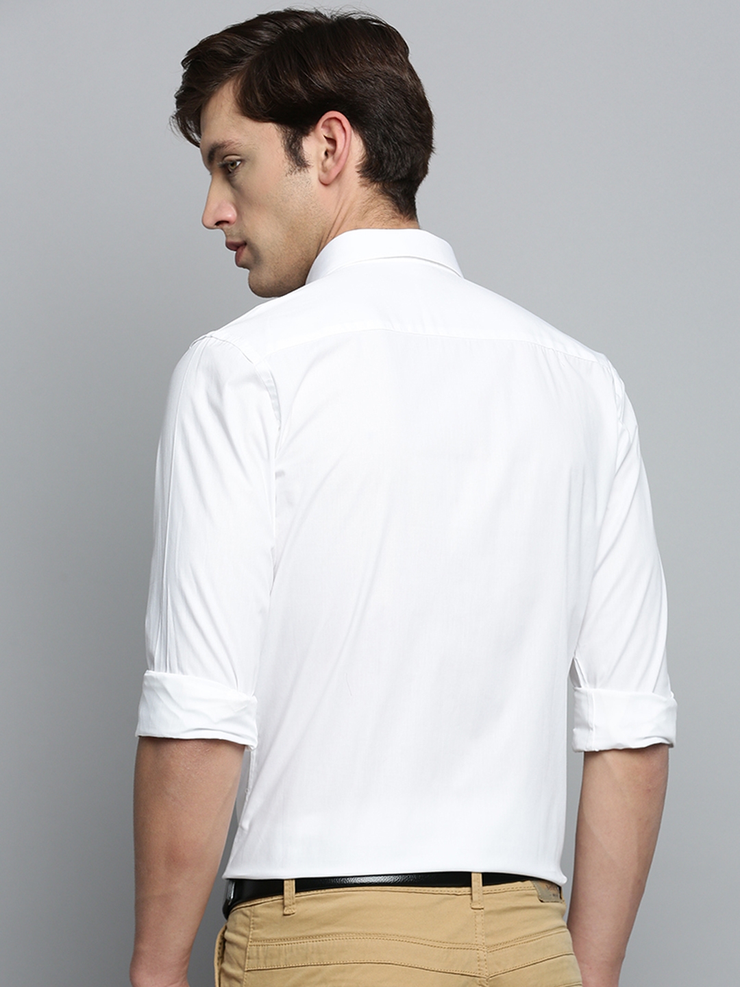 Showoff | SHOWOFF Men's Spread Collar Solid White Smart Shirt 3