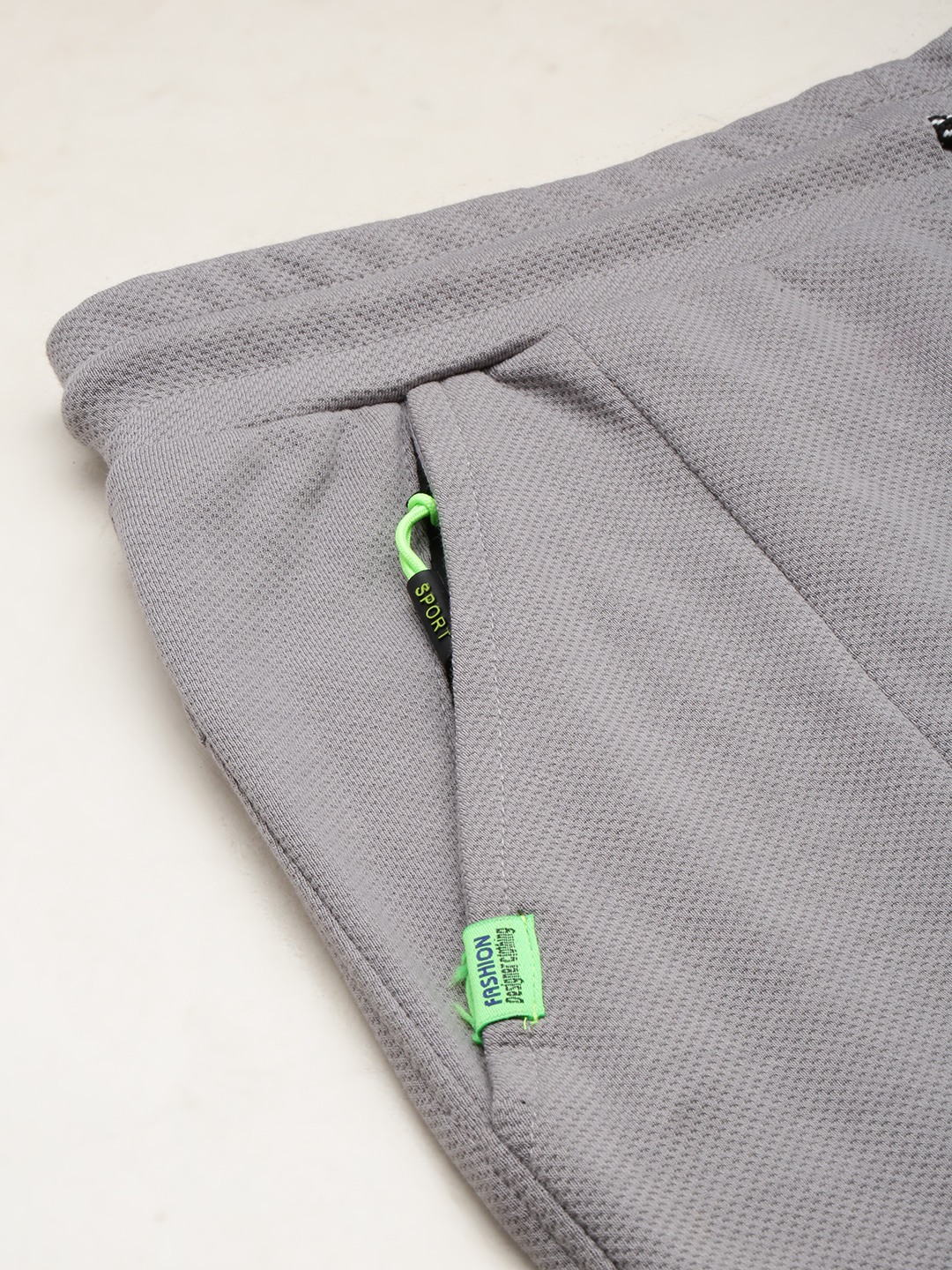 SHOWOFF Men's Knee Length Solid Grey Mid-Rise Sports Shorts