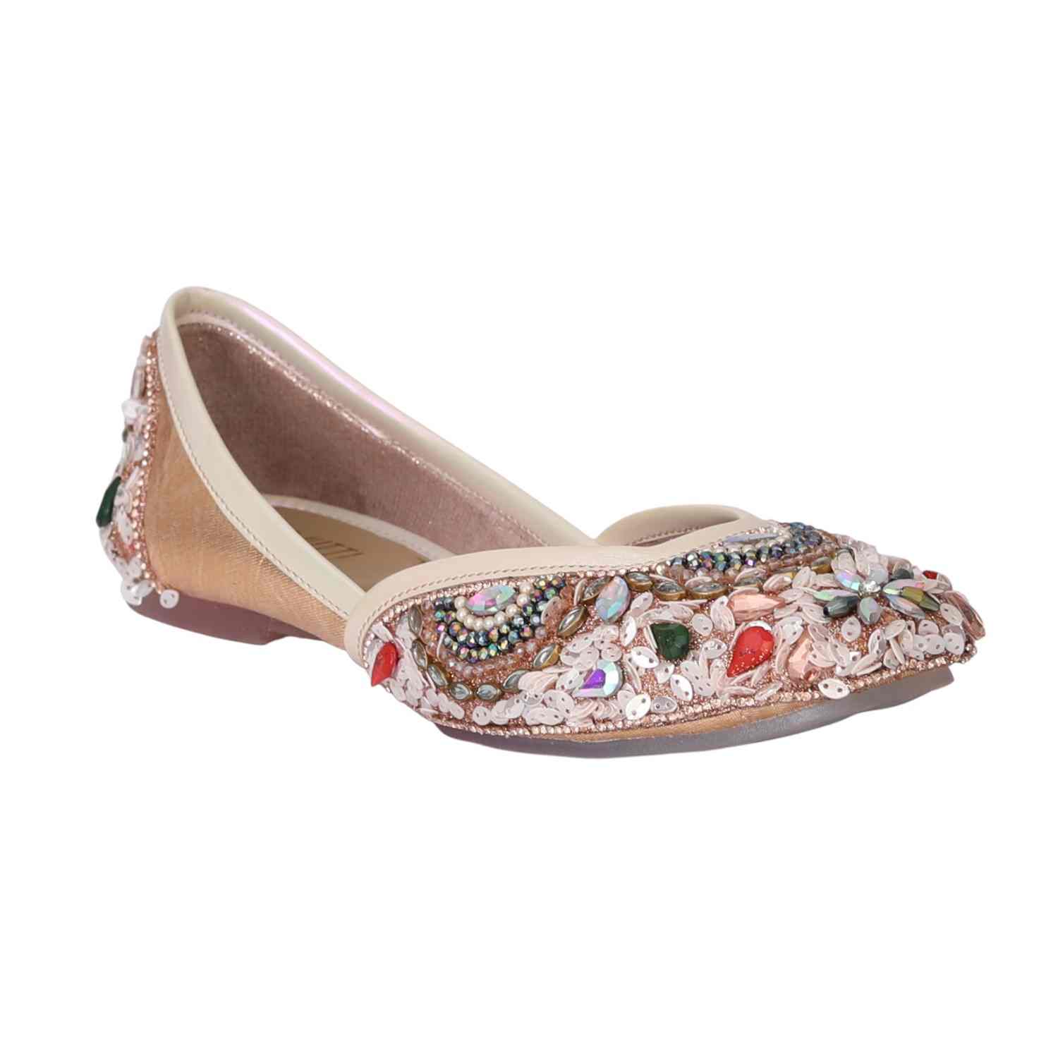Blush Gold Floral Embroidered Jutti