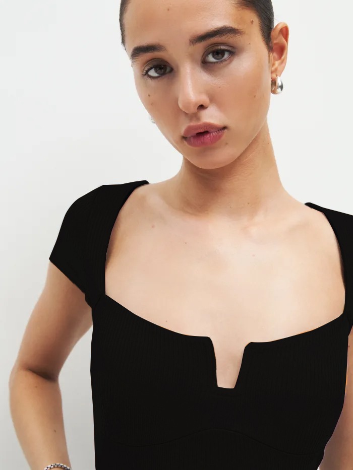 Women's Black Polyester Solid Tops
